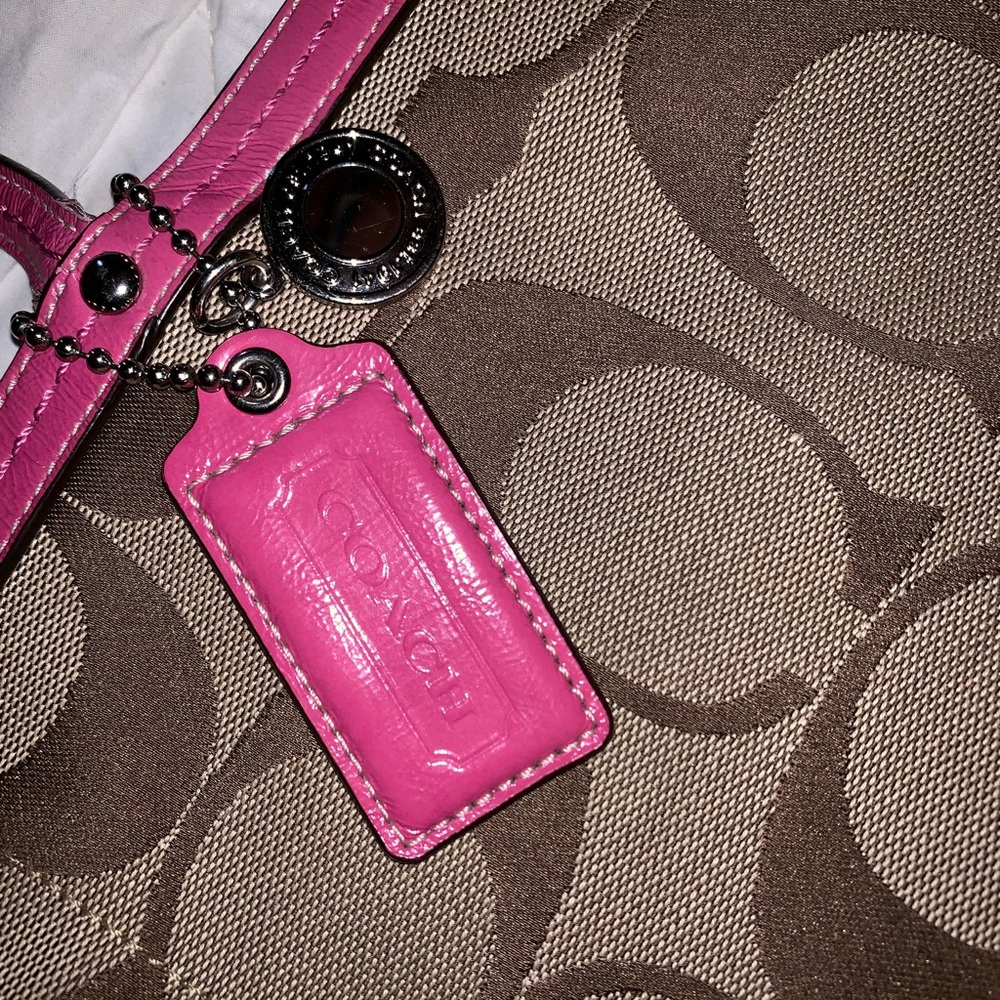 Coach incline shoulder bag